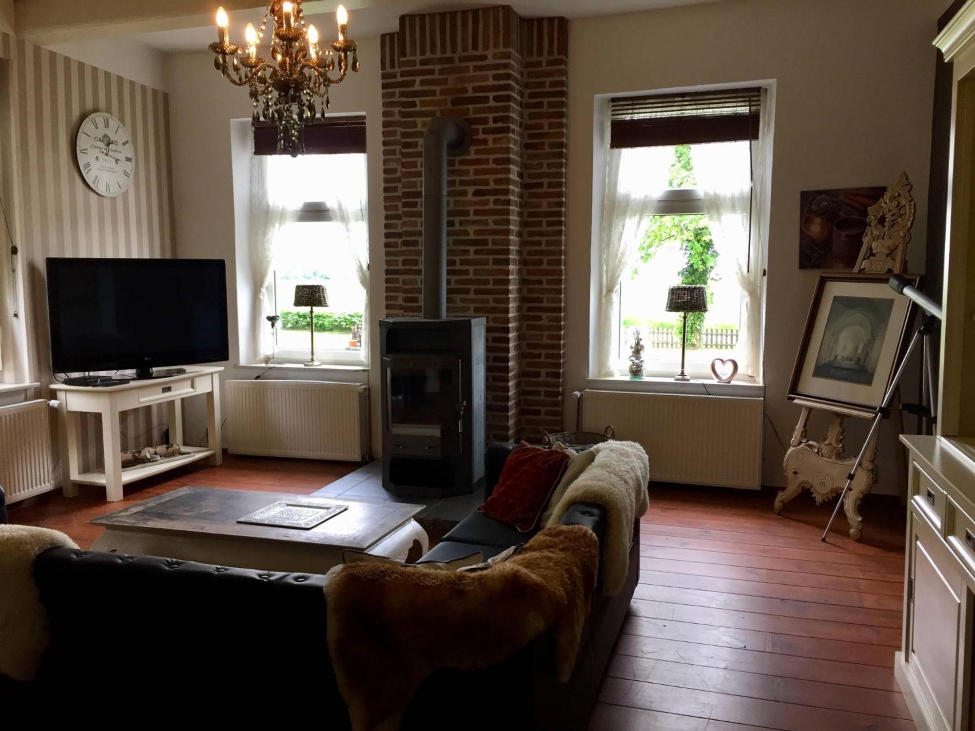 Steinhaus Hof Villa Bunde  Room photo
